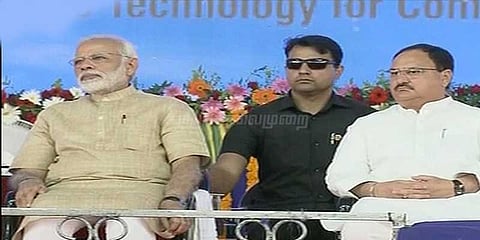 நாடு முழுவதும் முழு வீச்சிலான தடுப்பூசி திட்டம்