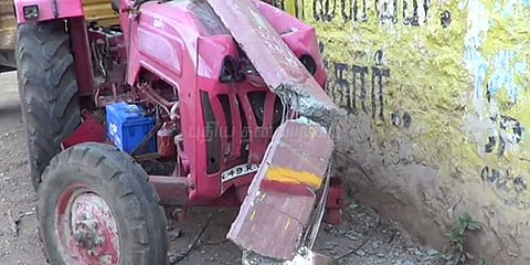 வீட்டுக்குள் நுழைந்த டிராக்டர்: 3 குழந்தைகள் உடல் நசுங்கி பலி