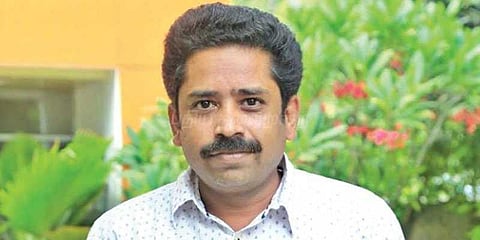 டிக்கெட் விலை உயர்வால் தமிழ்சினிமா அழிய நேரும்: சீனு ராமசாமி எச்சரிக்கை
