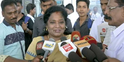 சசிகலாவின் பரோல் விதிகள் சரியாக பின்பற்றப்படுகிறதா?: தமிழிசை கேள்வி