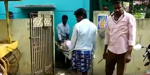 சென்னையில் வறுமையால் தம்பதி தற்கொலை: குழந்தைகள் பரிதவிப்பு