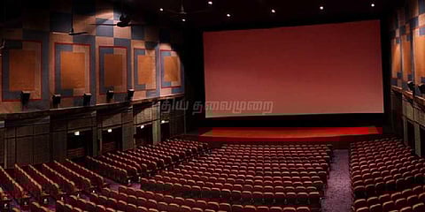 பழைய கட்டணத்தில் சினிமா டிக்கெட்: வரியை ஏற்க மறுக்கும் திரையரங்குகள்