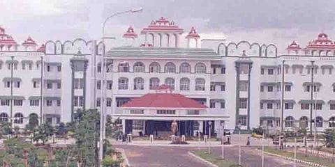 டெங்கு இழப்பீடு கோரும் வழக்கு: மத்திய, மாநில அரசுகள் பதிலளிக்க உத்தரவு