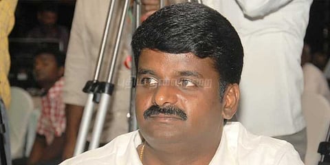 டெங்கு குறித்து தகவல் பெற தொலைபேசி எண்கள் அறிவிப்பு