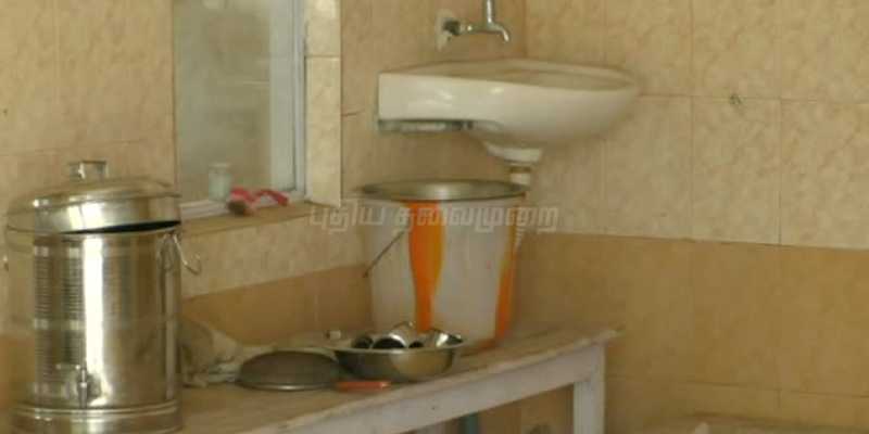 சுகாதாரமற்ற குடிநீரில் நிலவேம்பு கசாயம்: சித்த மருத்துவமனை மீது புகார்