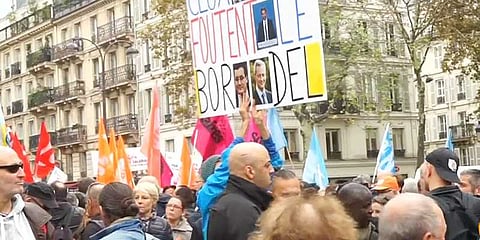 பிரான்ஸில் 4லட்சம் தொழிலாளர்கள் ஆர்ப்பாட்டம்