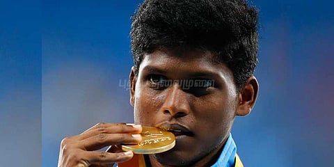 மிரட்டல் வழக்கு: எதிர்மனுதாரராக தடகள வீரர் மாரியப்பன் சேர்ப்பு