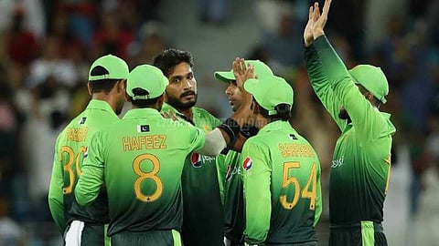 பாபர் சதம்: இலங்கை மீண்டும் சோகம்!