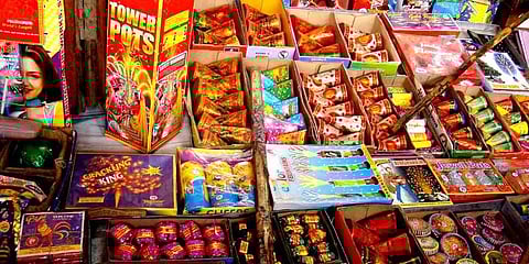 சிவகாசியில் தீபாவளி பட்டாசு உற்பத்தி நிறைவு