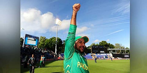 முதல்ல திட்டுவேன், பிறகு மன்னிப்புக் கேட்பேன்: பாக்.கிரிக்கெட் கேப்டன்!