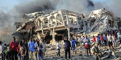 சோமாலியா குண்டுவெடிப்பு பகுதியில் மீட்புப் பணிகள் தீவிரம்