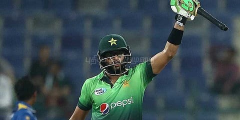 இன்சமாம் மருமகன் சதம்: இலங்கை மீண்டும் பரிதாபம்!