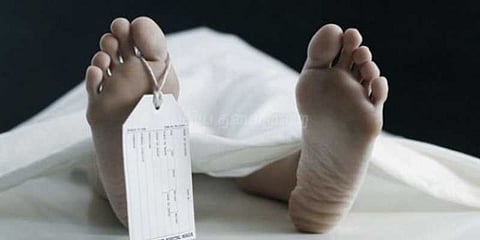 அரசு மருத்துவரின் அலட்சியத்தால் ஒருவர் பலி