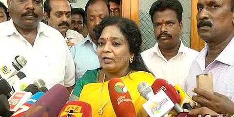 சிங்கப்பூரை விட இந்தியாவில் சிறந்த மருத்துவம்: மெர்சலுக்கு தமிழிசை பதிலடி