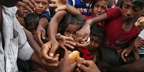வங்கதேசத்தில் உணவு, குடிநீர் இன்றி தவிக்கும் 3,40,000 ரோஹிங்யா குழந்தைகள்