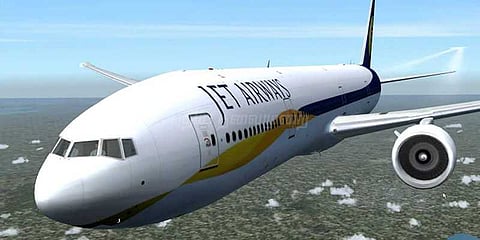 நடுவானில் விமானத்தில் எரிந்த செல்ஃபோன்