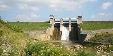 கோமுகி அணையில் தண்ணீர் திறப்பு