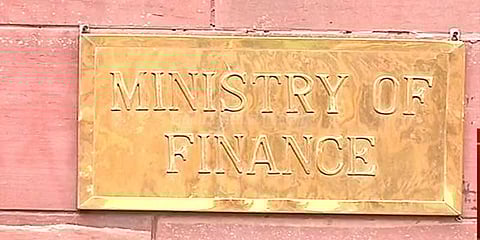 ஜிஎஸ்டி வரி சுமையைக் குறைக்க மாற்றங்கள் செய்ய வேண்டும்: வருவாய் துறை செயலாளர்