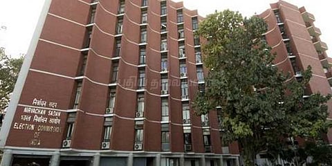 இன்று பிற்பகலில் குஜராத் சட்டமன்ற தேர்தல் தேதி அறிவிப்பு