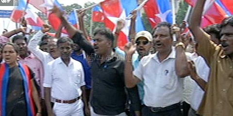 சென்னையில் தமிழிசைக்கு எதிராக விடுதலைச் சிறுத்தைகள் போராட்டம்