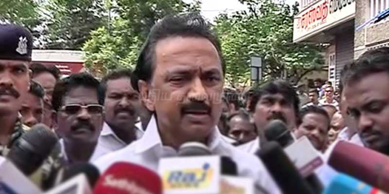 ஜெயக்குமாரை சூப்பர் டூப்பர் முதலமைச்சர் என்று விமர்சித்த ஸ்டாலின்