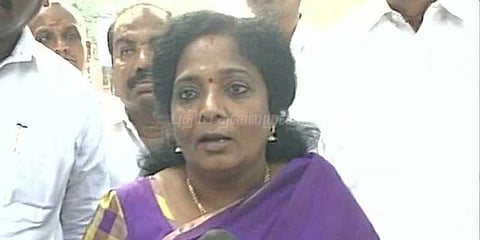 சோனியா நலம் பெற தமிழிசை வேண்டுதல்