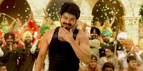 மெர்சலுக்கு எதிராக இந்து மக்கள் கட்சி போராட்டம்: திரையரங்குகள் முன் போலீசார் பாதுகாப்பு