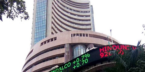 புதிய உச்சத்தை தொட்டது இந்திய பங்கு சந்தை