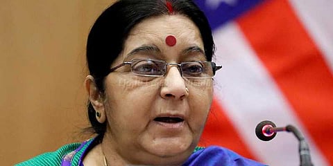 இத்தாலியில் இந்திய மாணவர்கள் மீது பீர் பாட்டில் தாக்குதல்!