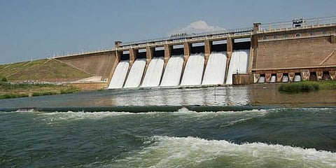 வைகை அணையில் பணக்கார விவசாயிகளுக்கு தண்ணீர் திறப்பா?: அதிகாரிகள் விளக்கம்