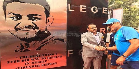 மைதான நுழைவாயிலுக்கு ‘சேவாக்’ பெயர் சூட்டி கௌரவம்: ஆனால் அதில் ஒரு பிழை