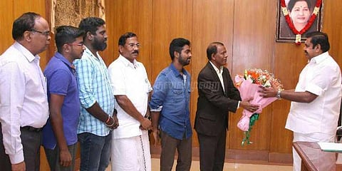 முதல்வர் எடப்பாடியுடன் ஜி.வி.பிரகாஷ் சந்திப்பு