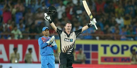 மன்ரோ மேஜிக்: வீழ்ந்தது விராத் டீம்!