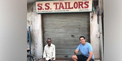 டெய்லர் கடையில் டெய்லர்: சேவாக்- ராஸ் ’இந்தி’ விளையாட்டு!