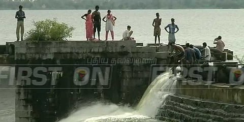 மதுராந்தகம் ஏரி நிரம்பியதால் பொதுமக்கள் அச்சப்படத் தேவையில்லை