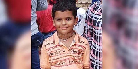 தேர்வைத் தள்ளி வைப்பதற்காக கொலை செய்த மாணவன்