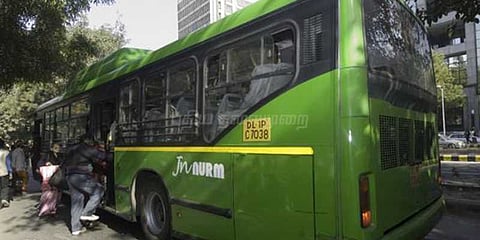 அரசுப் பேருந்தில் இலவசப் பயணம்: டெல்லி அரசு முடிவு