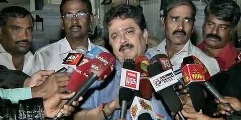 தன்னம்பிக்கையே கருணாநிதியின் நலத்திற்கு காரணம்: எஸ்.வி.சேகர் பேட்டி