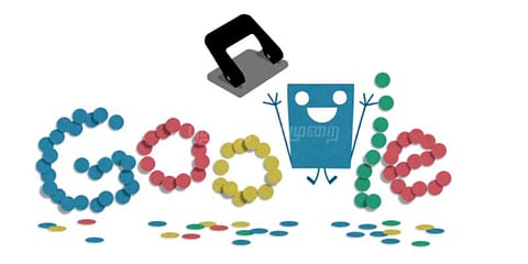 ஹோல் பஞ்ச்சின் ஆண்டு விழாவை கொண்டாடும் கூகுள் டூடுள்!