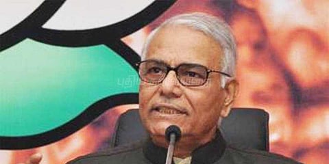 வெறும் வார்த்தையால் மட்டுமே ஆட்சி செய்ய முடியாது: யஷ்வந்த் சின்ஹா விமர்சனம்