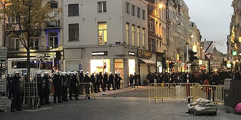 நட்சத்திர பாடகரின் படப்பிடிப்பில் வன்முறை