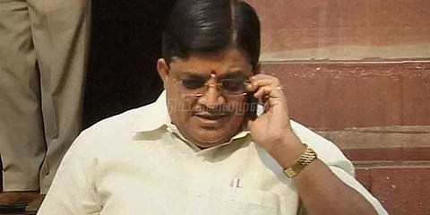 போயஸ் தோட்டத்தில் ரெய்டு நடத்தியது மனவேதனை அளிக்கிறது: மைத்ரேயன்