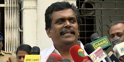 ஜெயலலிதா வீட்டில் ரெய்டு.. முதலமைச்சர் கண்டிக்காதது ஏன்?: தங்க தமிழ்செல்வன்