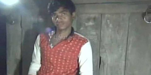 ஜீன்ஸ் பேன்ட் மாணவனுக்கு கத்திரி வெட்டு: பள்ளி நிர்வாகிகள் மீது வழக்கு