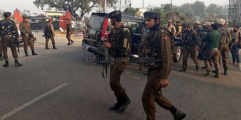 கொல்லப்பட்ட தீவிரவாதிகள் பட்டியலில் உயிருடன் இருப்பவரின் புகைப்படம்..!