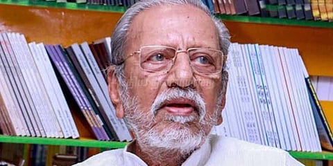 வழக்கை சந்திக்க தயார்: ஜெயக்குமாருக்கு சாருஹாசன் கண்டனம்