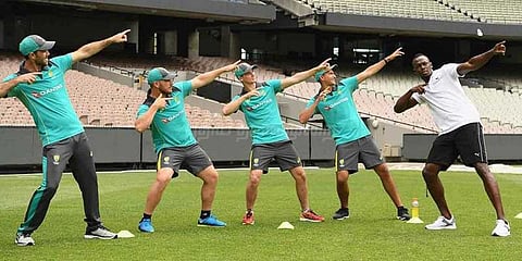 ஆஸி.கிரிக்கெட் வீரர்களுக்கு உசைன் போல்ட் ’அதிவேக’ பயிற்சி!