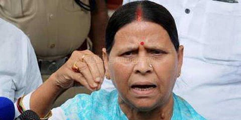 மோடியின் கழுத்தை அறுக்க பீகாரில் நிறையபேர் தயாராக உள்ளனர்: ராப்ரி தேவி