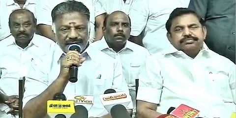 வெற்றியை ஜெயலலிதாவுக்கு காணிக்கையாக்குகிறோம்: ஈபிஎஸ், ஓபிஎஸ் பேட்டி