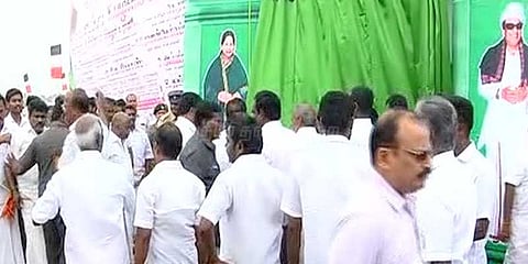 மதுரை கப்பலூரில் முப்பெரும் விழா: ஓபிஎஸ் அணி அதிருப்தி